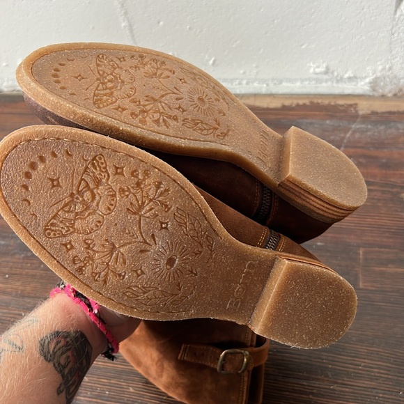 BORN Womens Delano Mid Calf Distressed Suede Rugged Boot US 9 - Picture 4 of 6